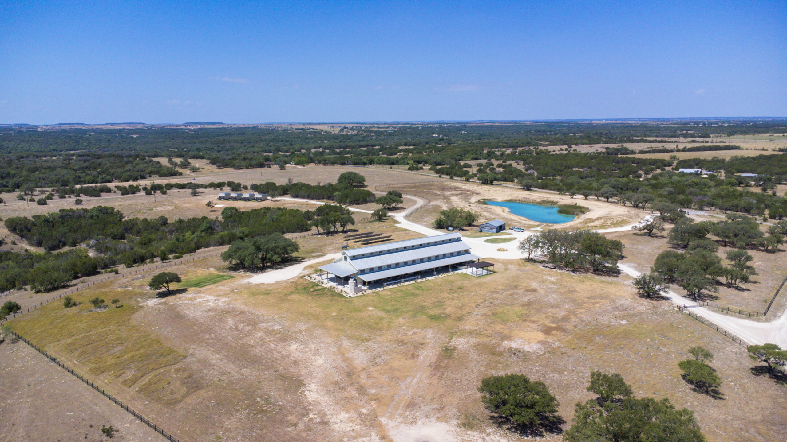 Luxury Barndominium, Guest Cabins & Hunting Land