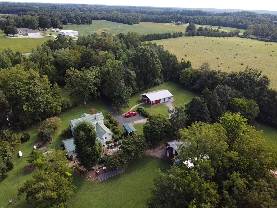 Modern Comfort Meets Rural Charm – Recreation Paradise
