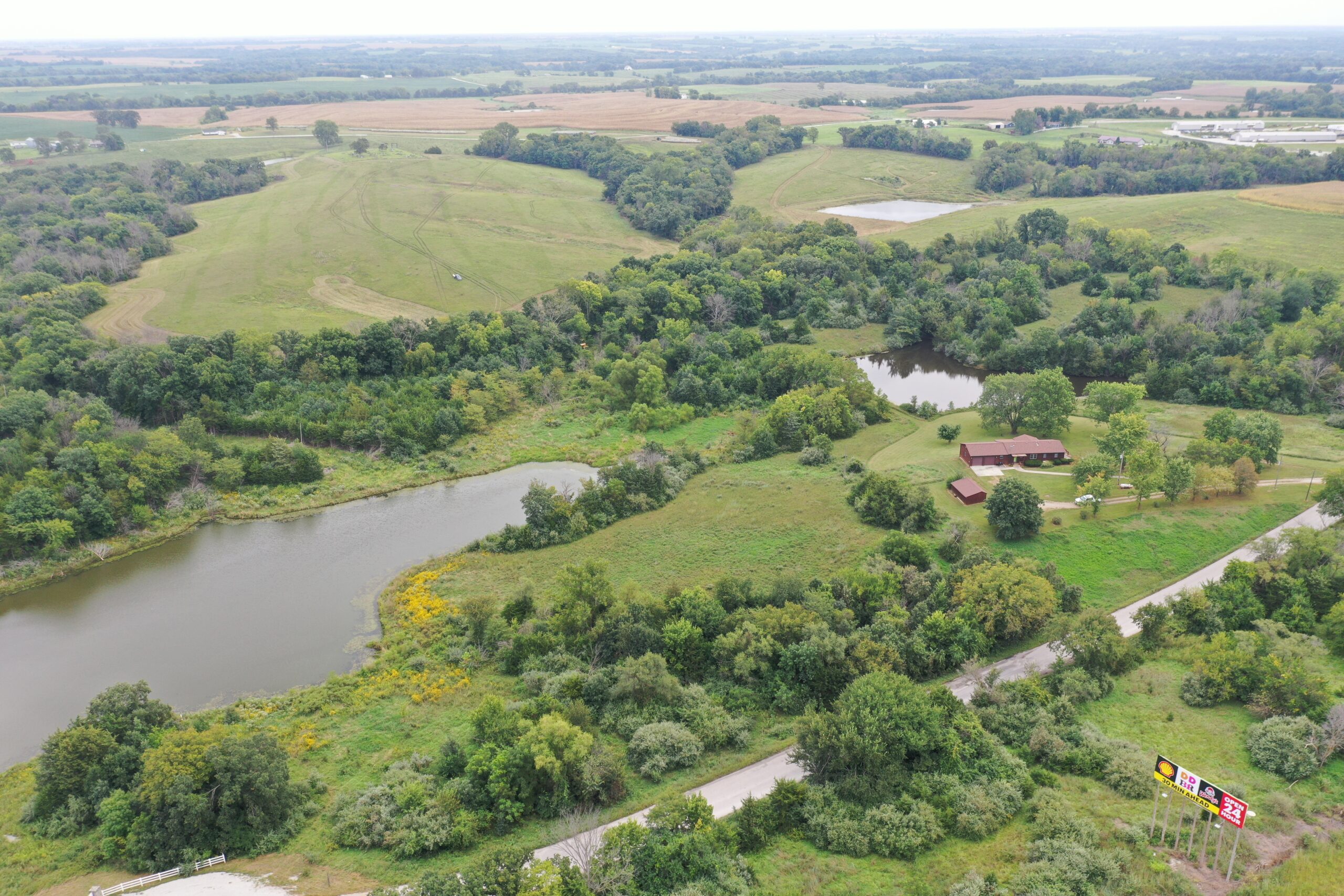Spacious Home and Hunting on 24.5 Acres Just Outside of Bethany, MO