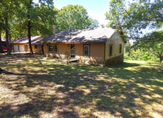 COUNTRY HOME AND HUNTING ACREAGE FOR SALE IN ARKANSAS OZARK MOUNTAINS