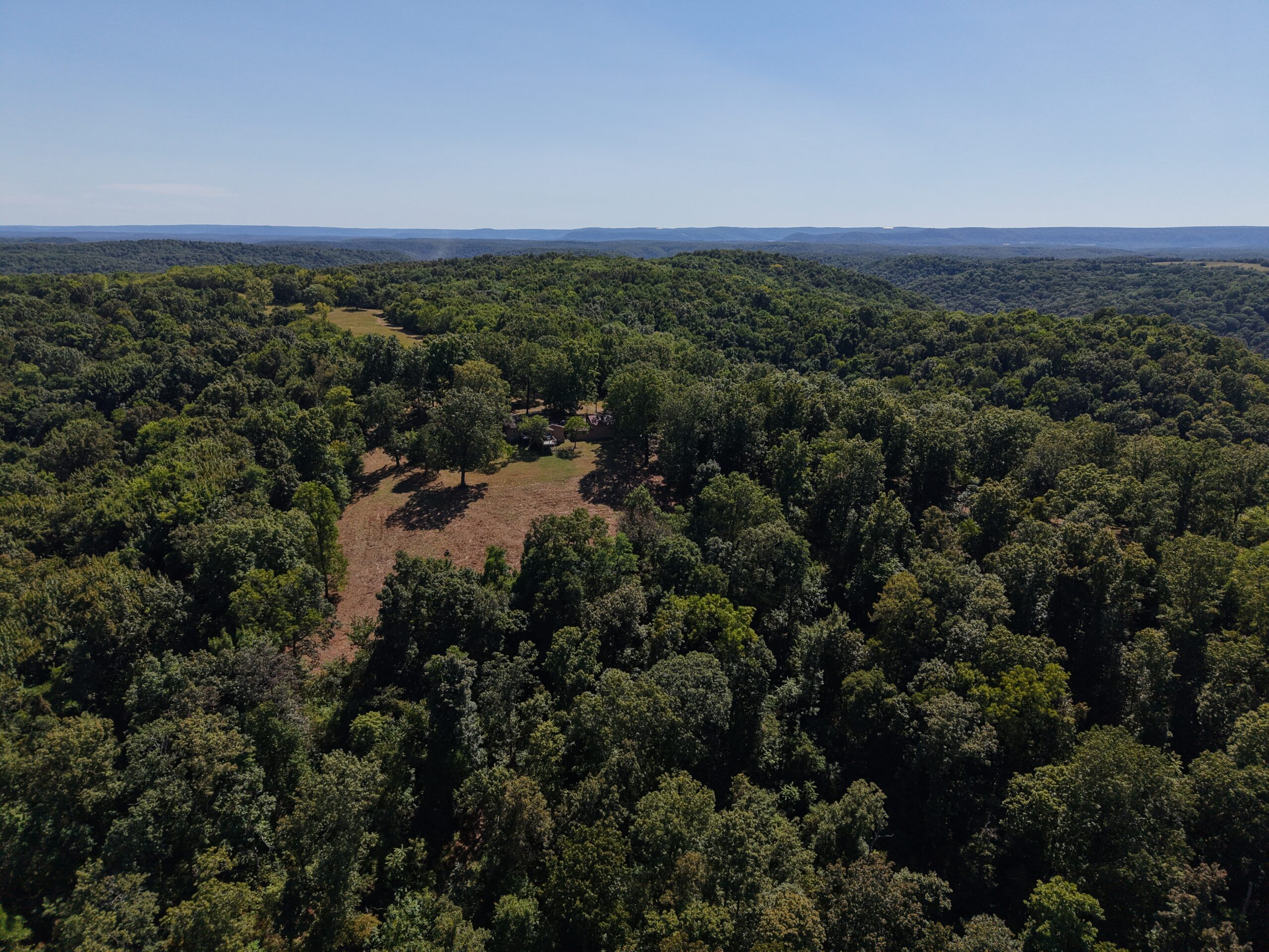 COUNTRY HOME AND HUNTING ACREAGE FOR SALE IN ARKANSAS OZARK MOUNTAINS