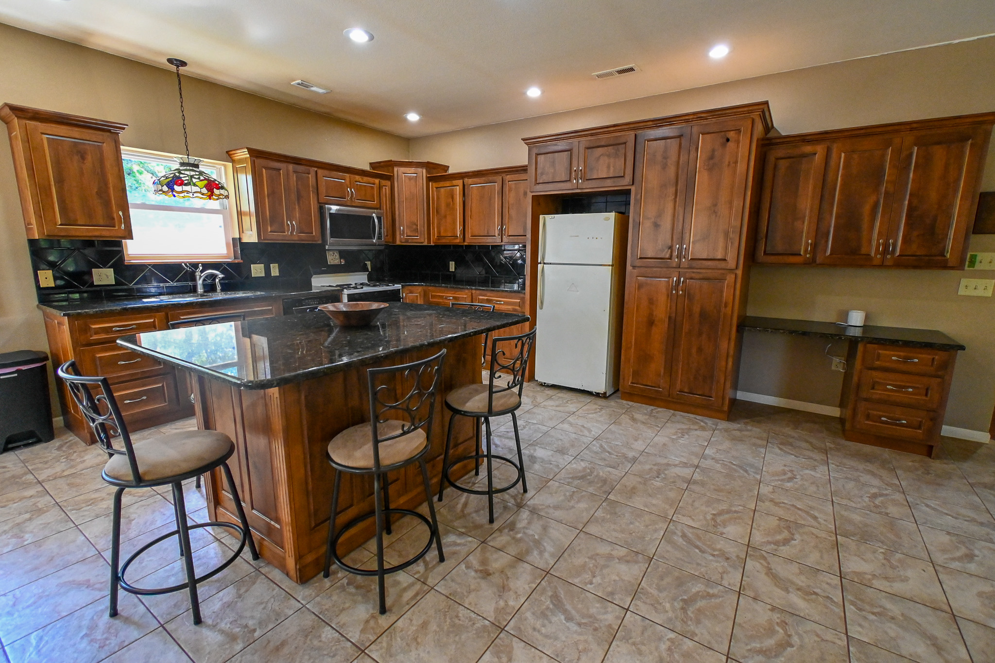 Home on 109+\- acres in Collins MO