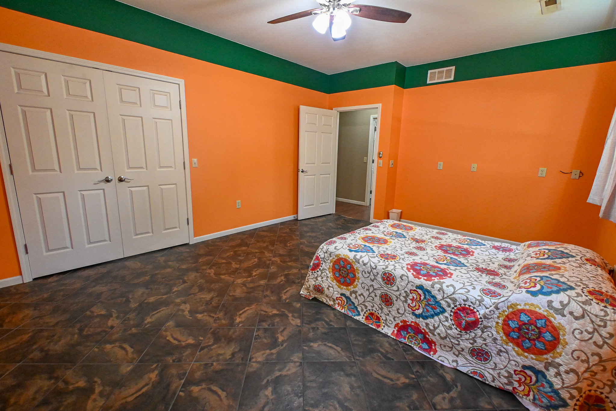 Home on 109+\- acres in Collins MO