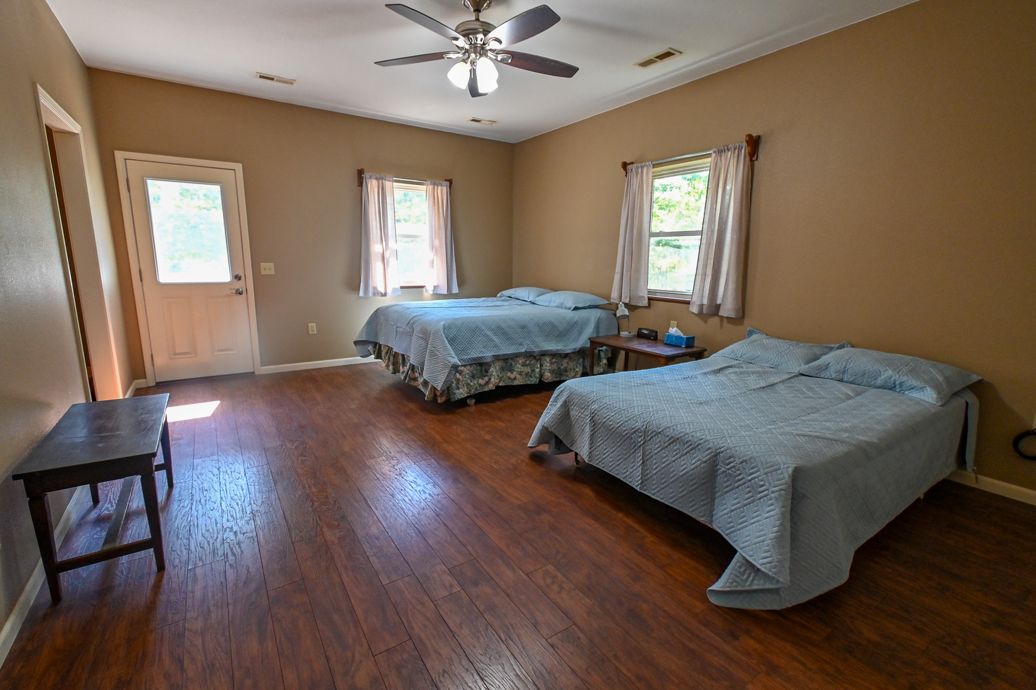 Home on 109+\- acres in Collins MO
