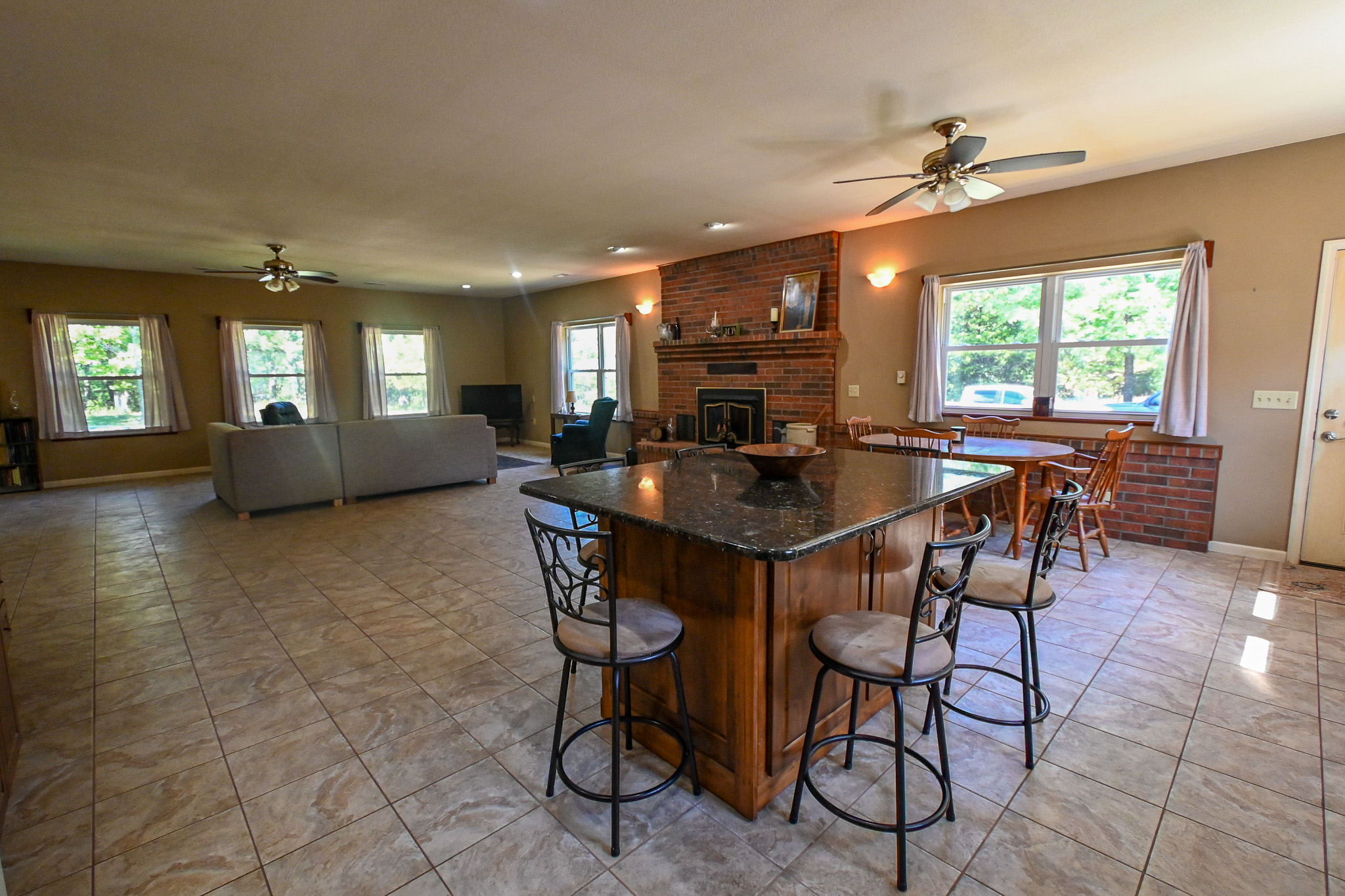 Home on 109+\- acres in Collins MO