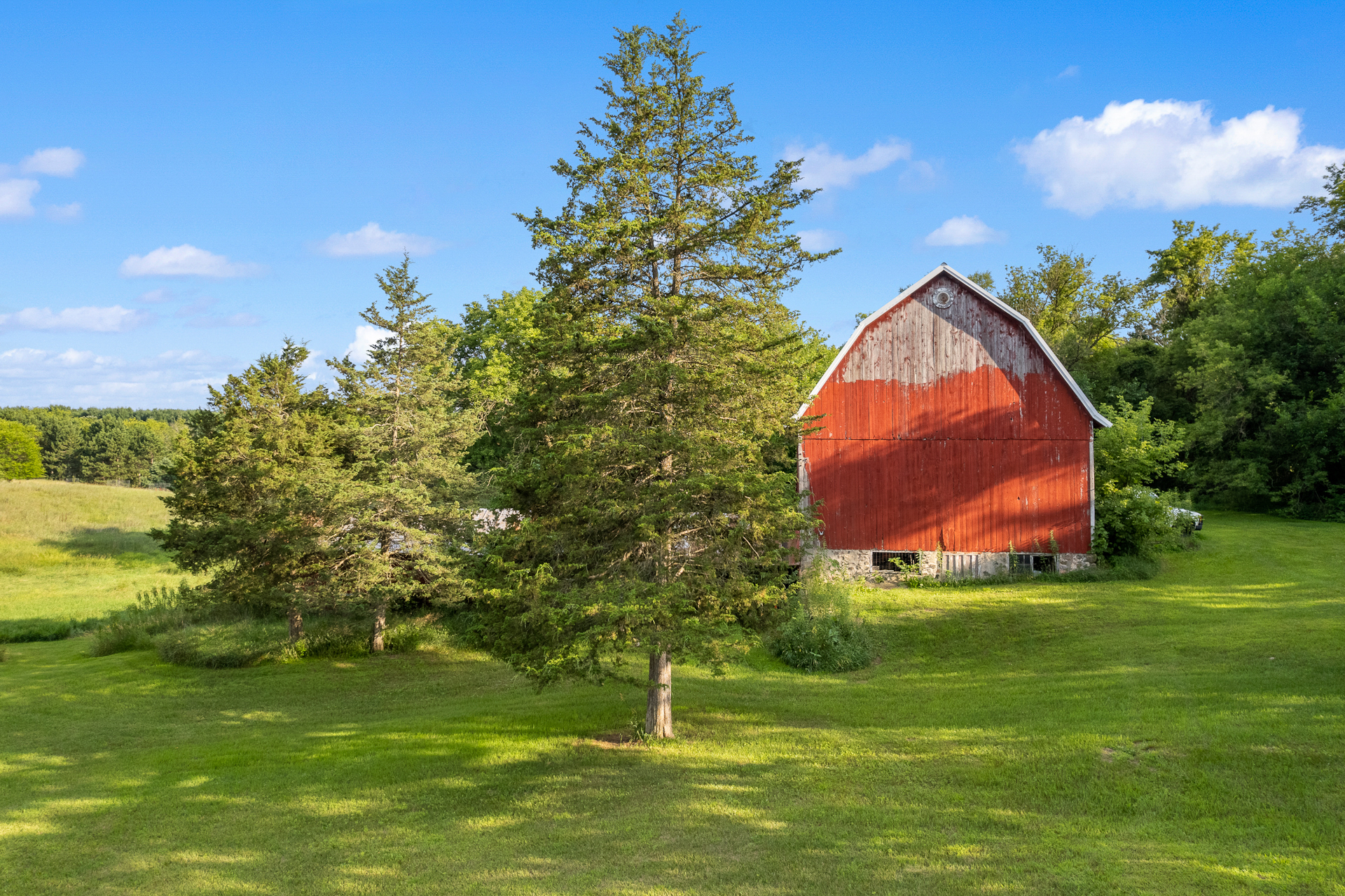 Marquette County Farm and 10+/- Acres Live & Online Auction