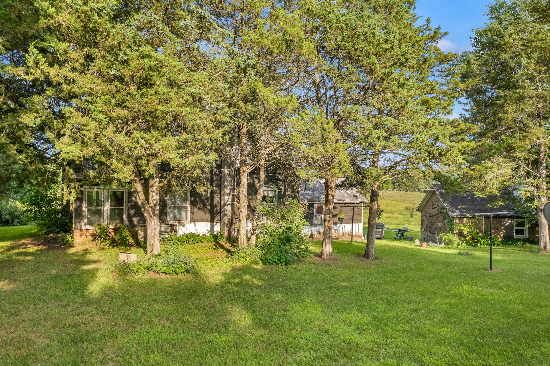 Marquette County Farm and 10+/- Acres Live & Online Auction