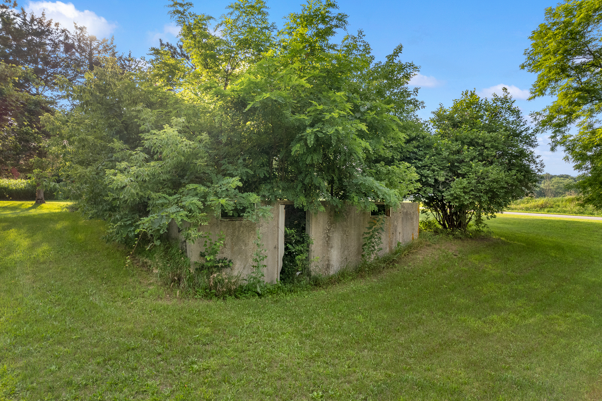 Marquette County Farm and 10+/- Acres Live & Online Auction