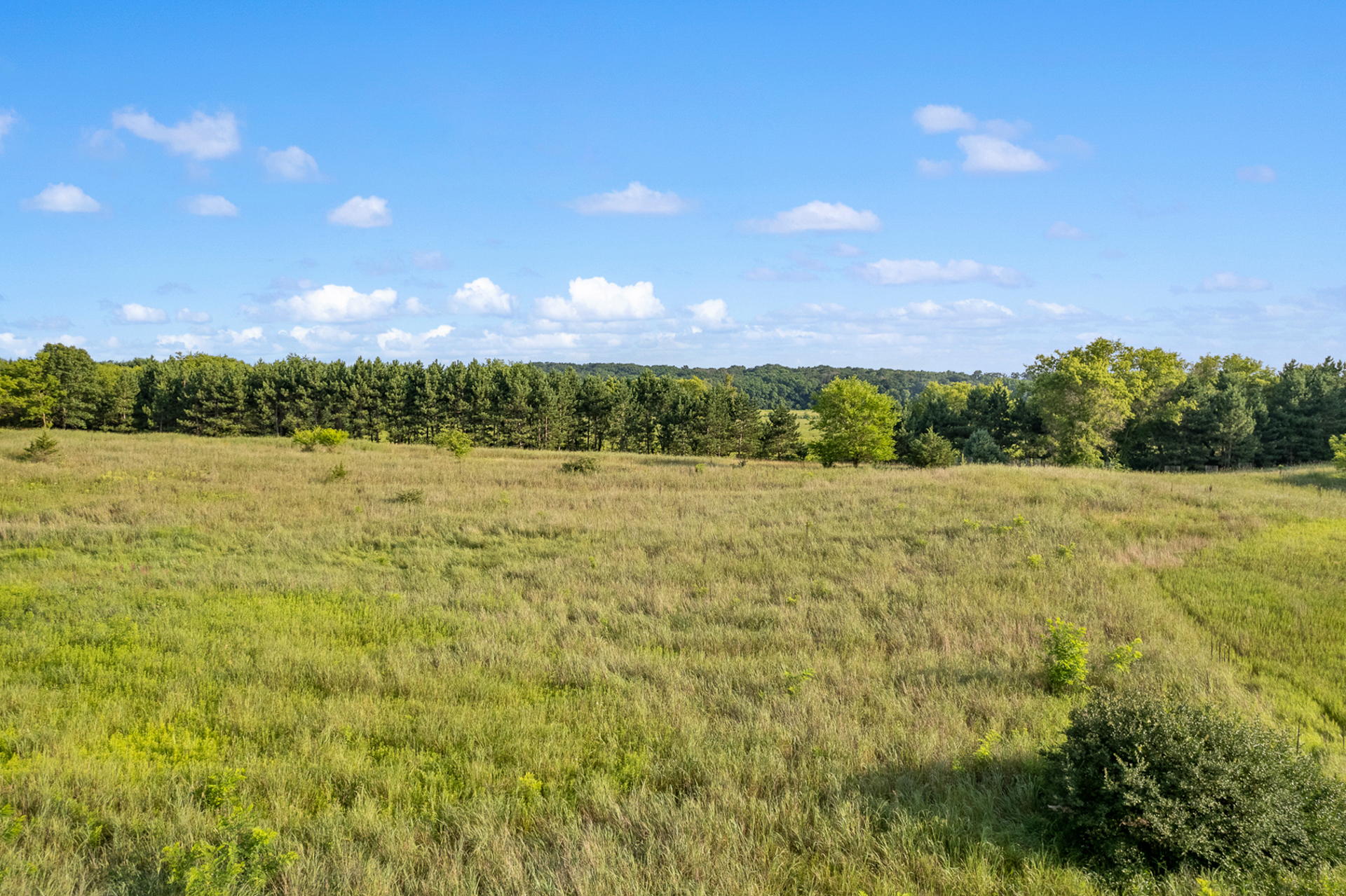 Marquette County Farm and 10+/- Acres Live & Online Auction
