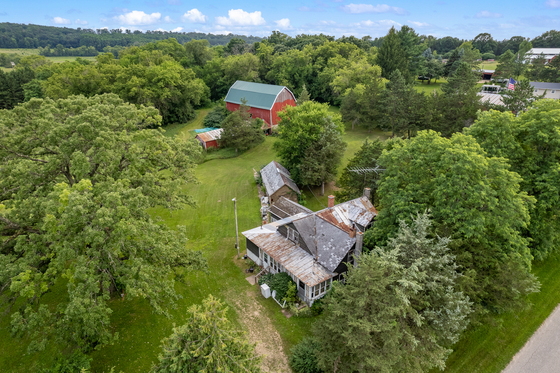 Marquette County Farm and 10+/- Acres Live & Online Auction