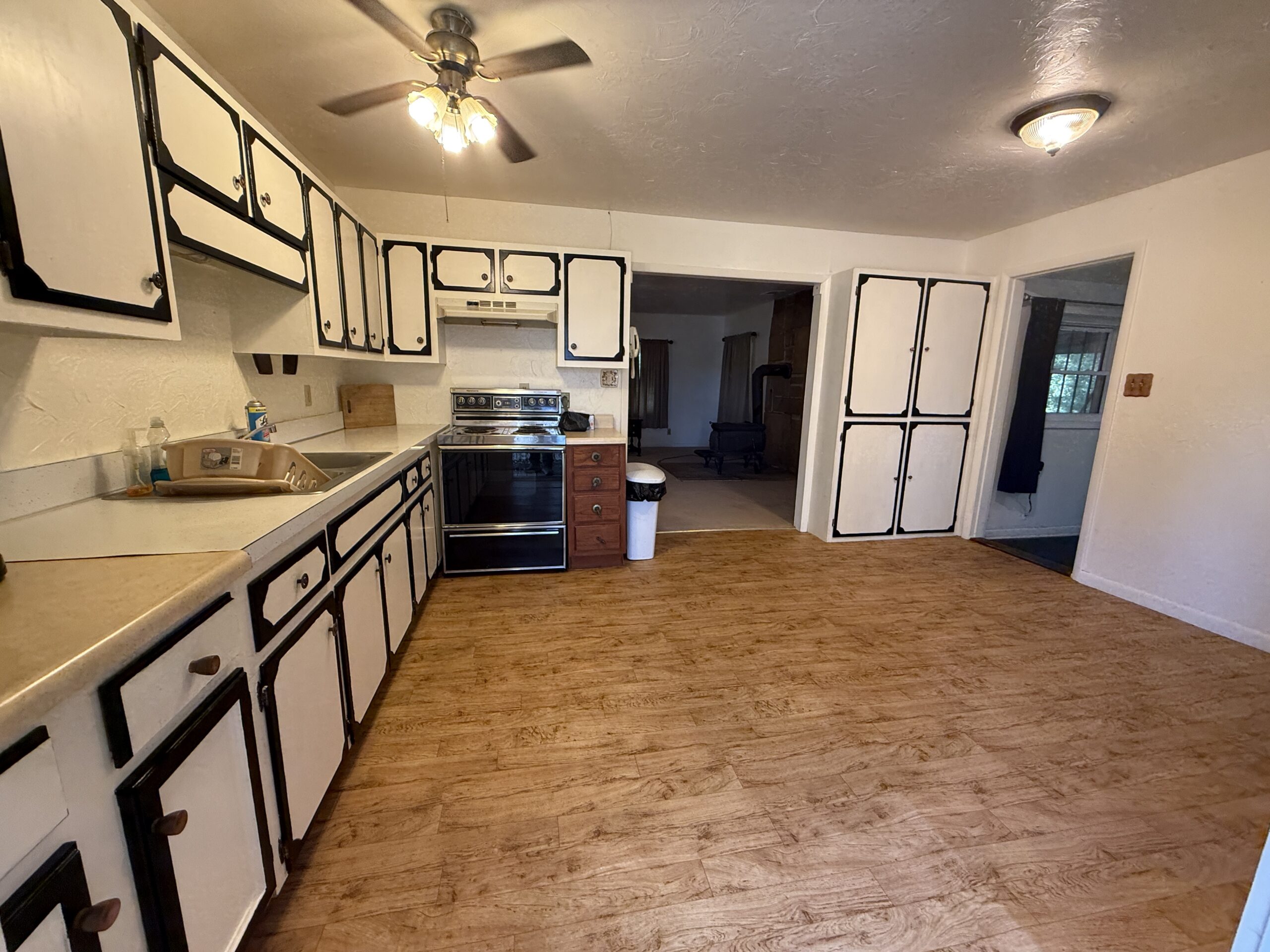 COUNTRY HOME AND HUNTING ACREAGE FOR SALE IN ARKANSAS OZARK MOUNTAINS