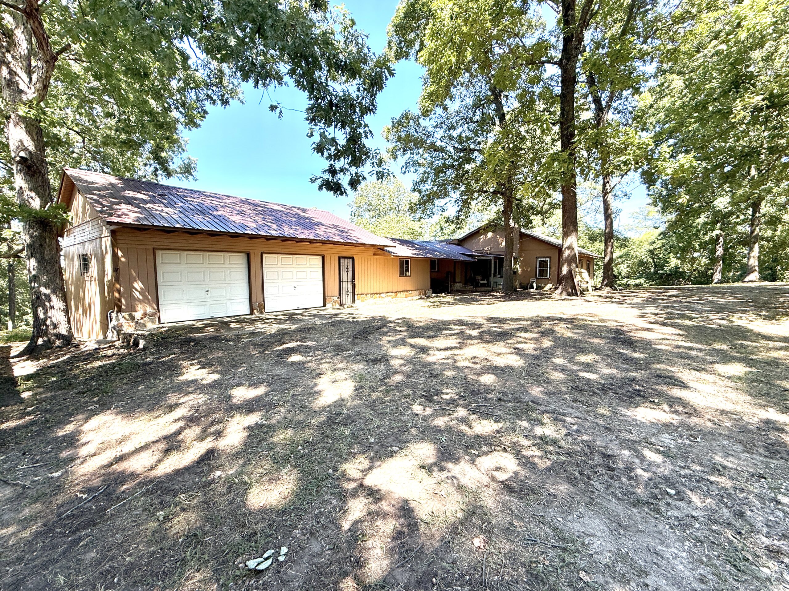 COUNTRY HOME AND HUNTING ACREAGE FOR SALE IN ARKANSAS OZARK MOUNTAINS