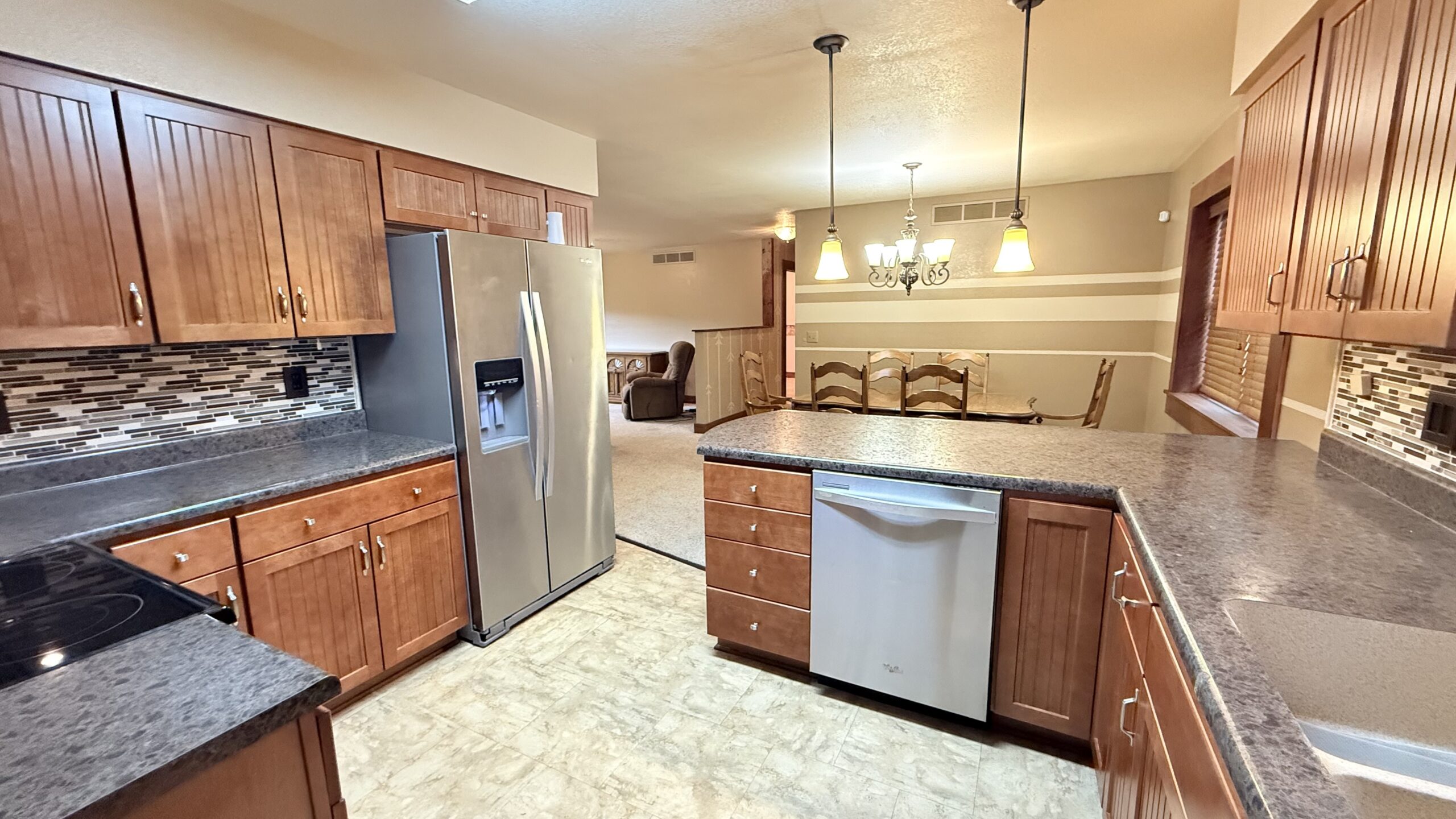 Spacious Home and Hunting on 24.5 Acres Just Outside of Bethany, MO
