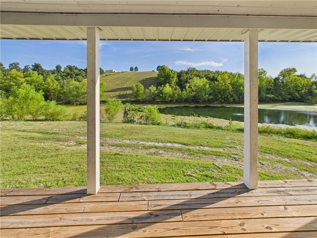 Ozark Mountain Home Hunting Retreat with Spring Fed Ponds For Sale in Searcy Co, Arkansas