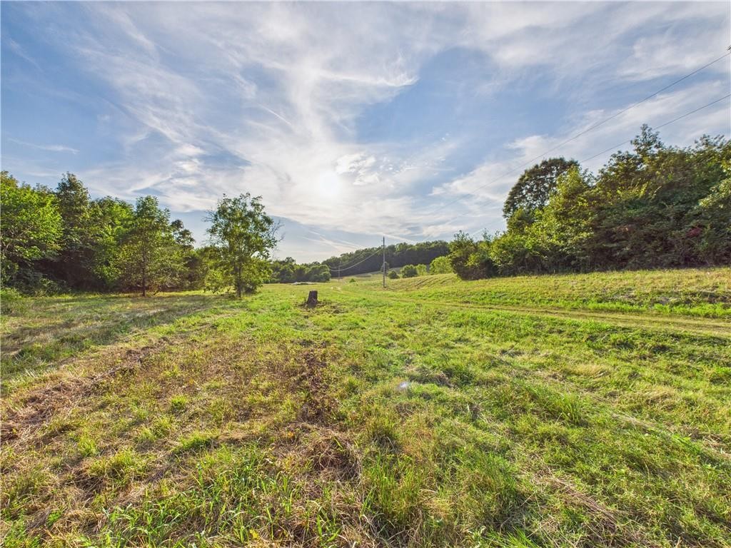 Ozark Mountain Home Hunting Retreat with Spring Fed Ponds For Sale in Searcy Co, Arkansas