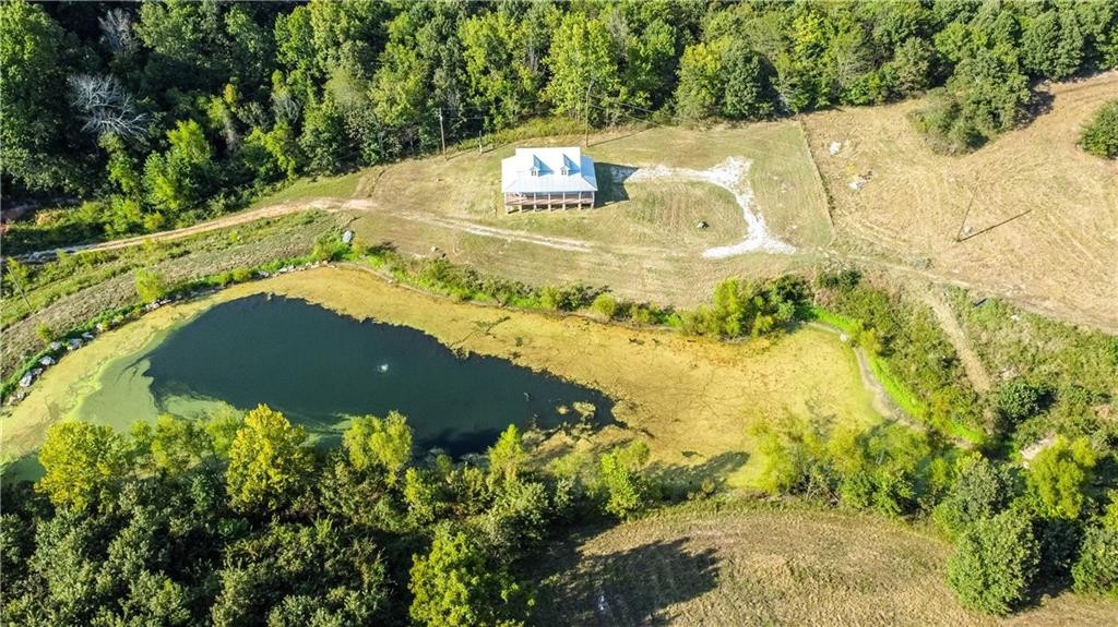 Ozark Mountain Home Hunting Retreat with Spring Fed Ponds For Sale in Searcy Co, Arkansas