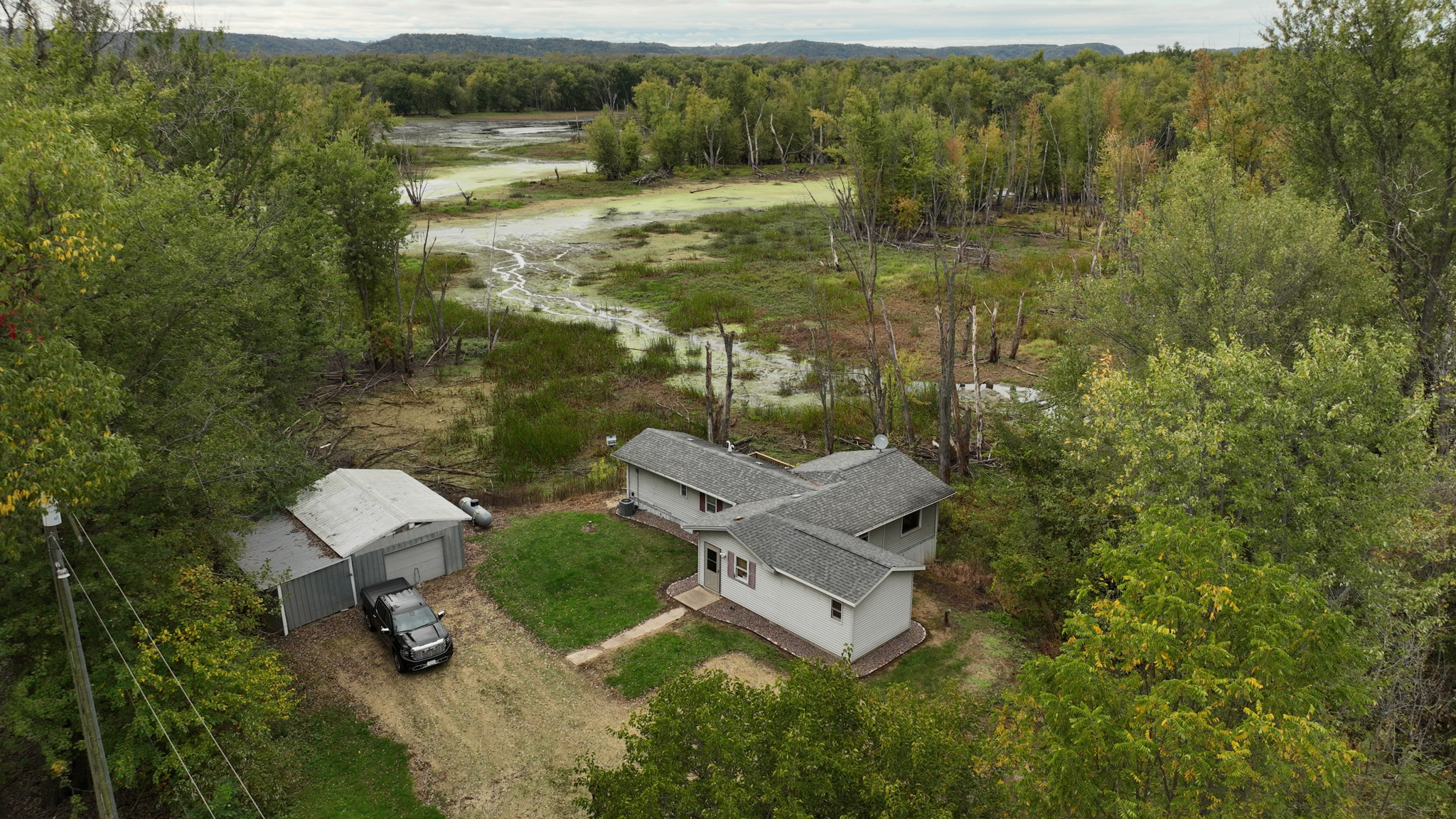Waterfowl & Fishing Camp for Sale on the Mississippi River