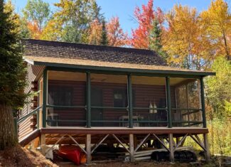 One of a Kind Off-grid Log Cabin Retreat