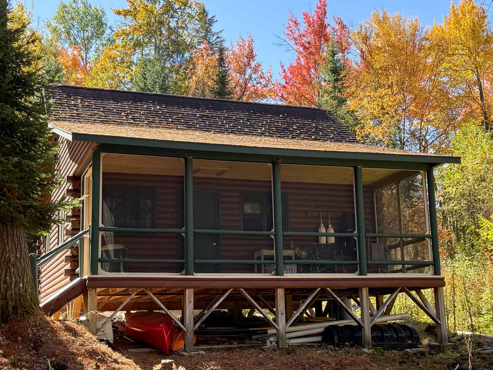 One of a Kind Off-grid Log Cabin Retreat