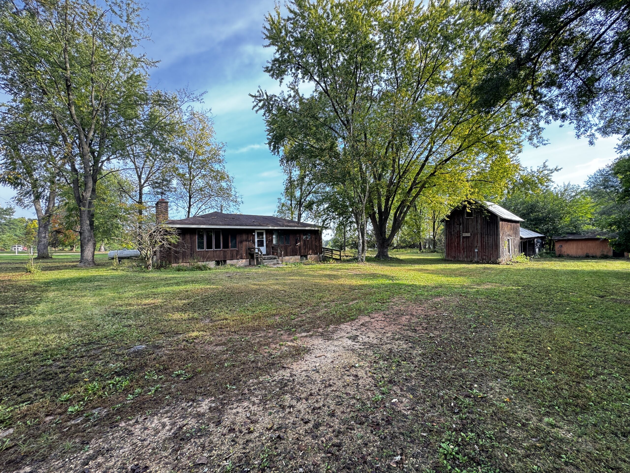 Marquette County 3-Bedroom Ranch on 45+/- Acres