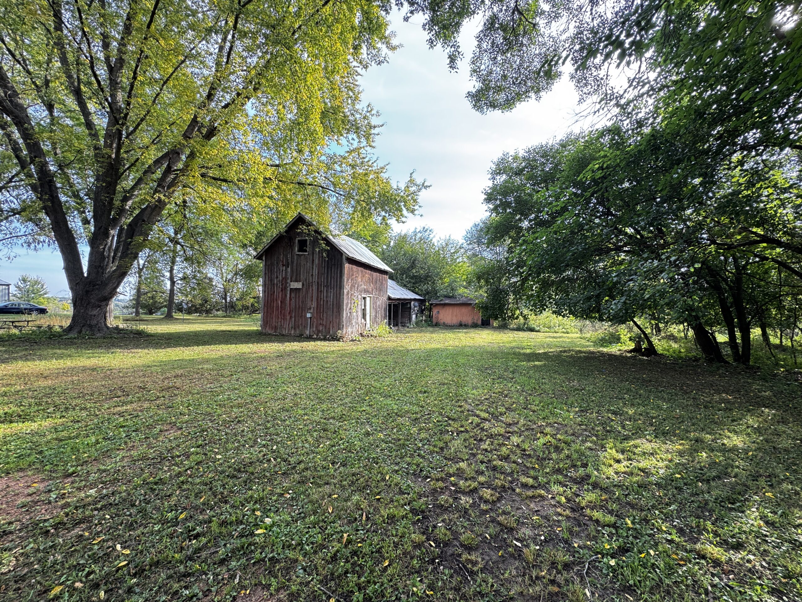 Marquette County 3-Bedroom Ranch on 45+/- Acres