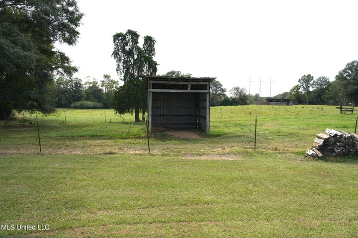 43 Acres of Beautiful Pasture with a Dream Farmhouse