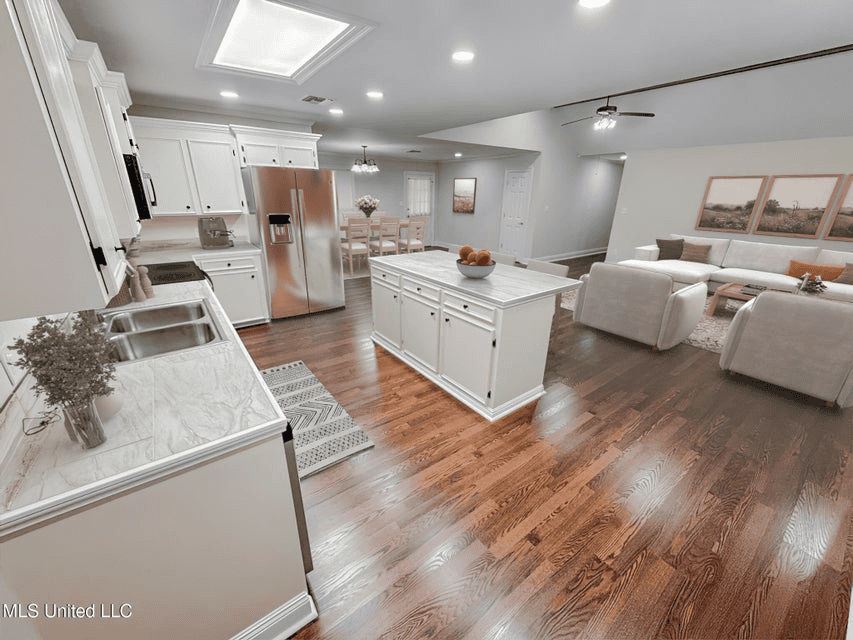 Remodeled Home on Acreage in Natchez, MIssissippi