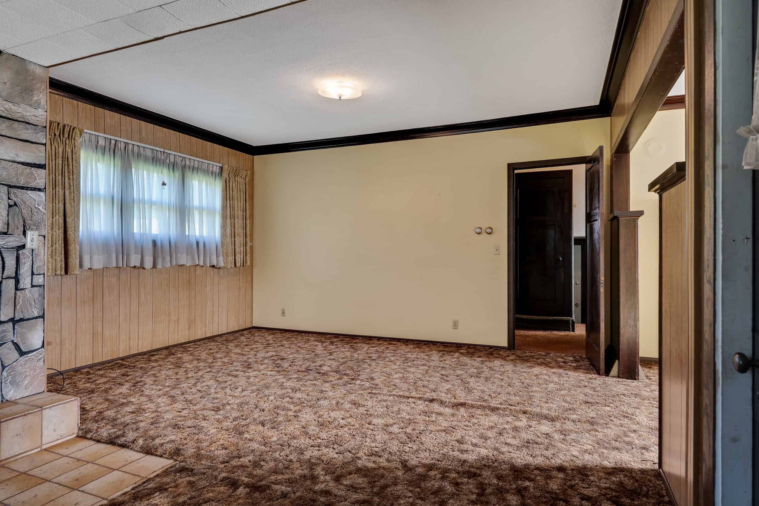 Trempealeau County Country Home & Hunting Property for Sale