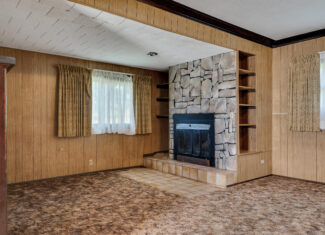 Trempealeau County Country Home & Hunting Property for Sale