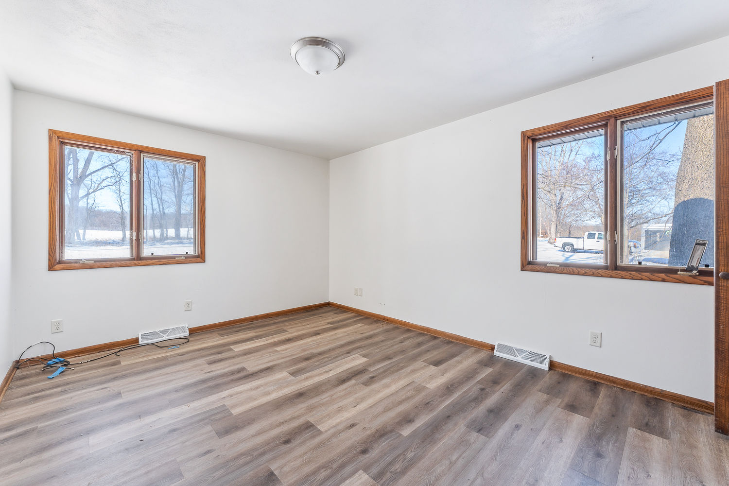 Marquette County 3-Bedroom Ranch on 45+/- Acres