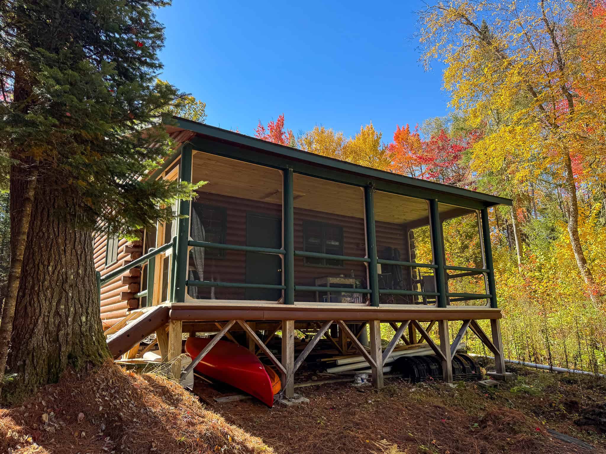 One of a Kind Off-grid Log Cabin Retreat