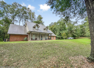 52 Ogden Road Home in Kingston Community of Natchez, MS