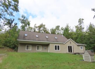Elk Country Retreat in Atlanta, MI