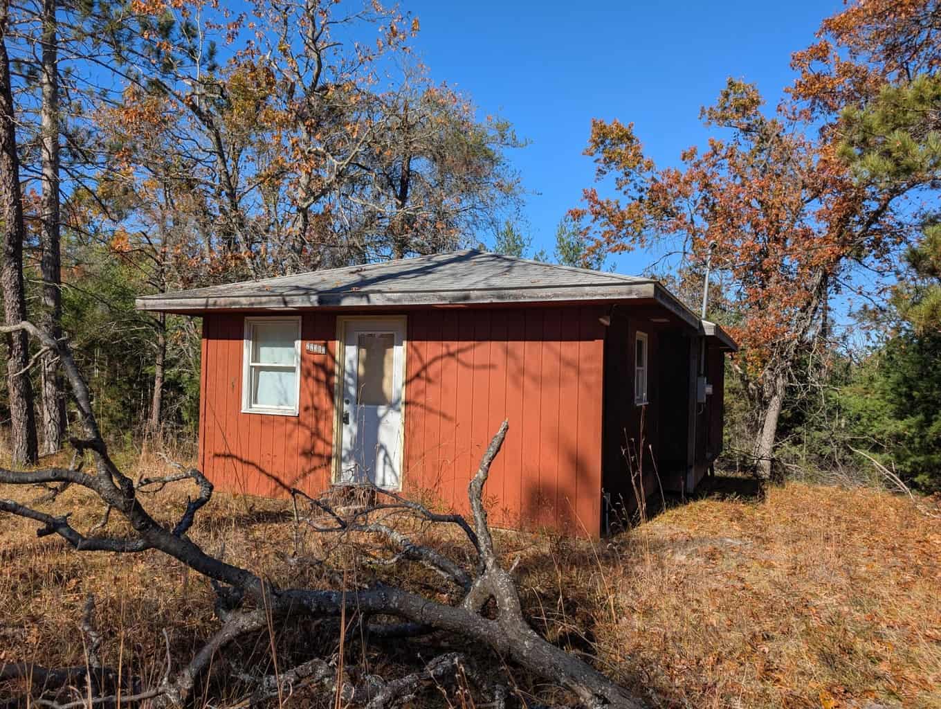 Charming Cabin w/ Garage on 3 Private Lots – Canada Creek Ranch Atlanta MI