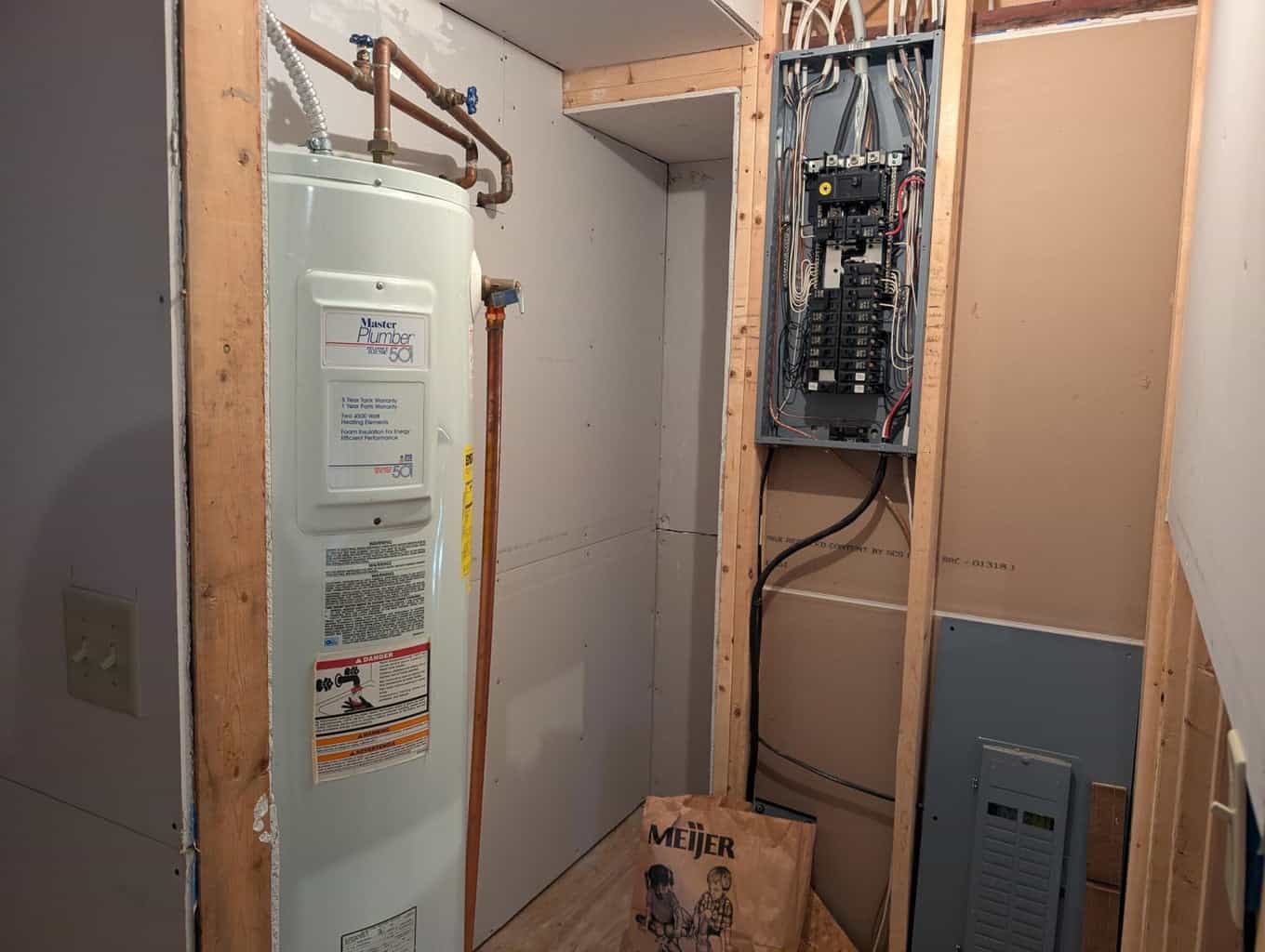 Charming Cabin w/ Garage on 3 Private Lots – Canada Creek Ranch Atlanta MI