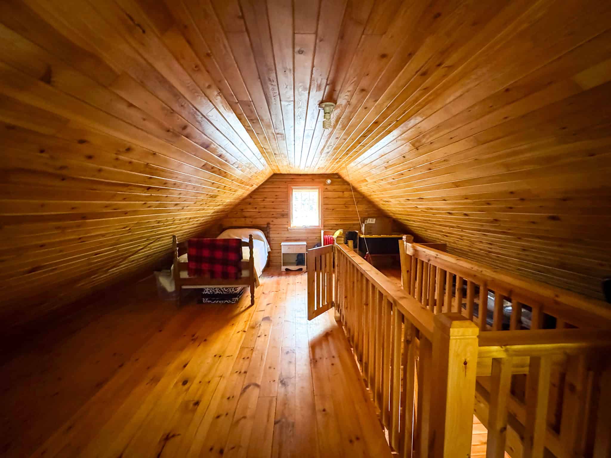 One of a Kind Off-grid Log Cabin Retreat