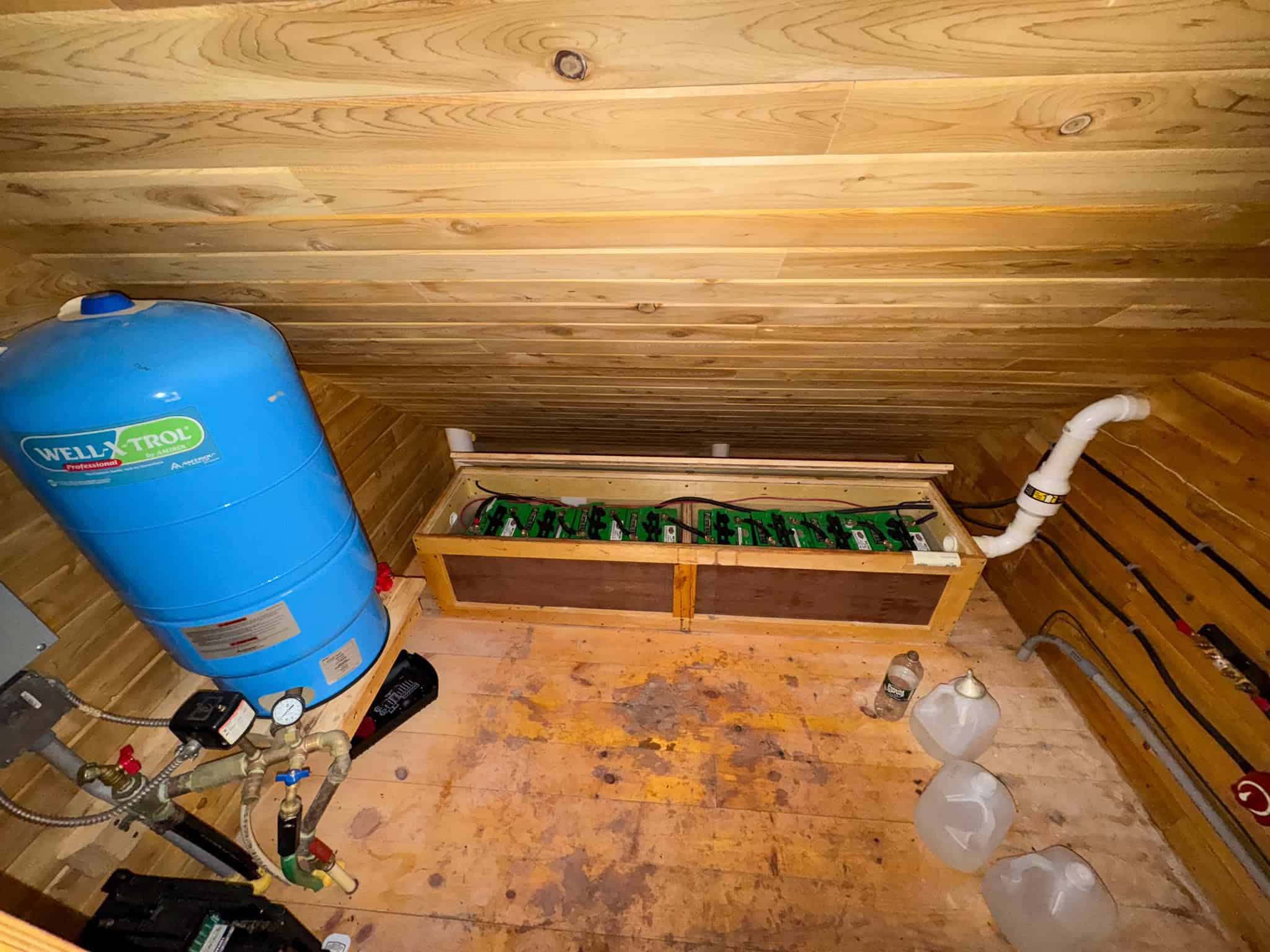 One of a Kind Off-grid Log Cabin Retreat