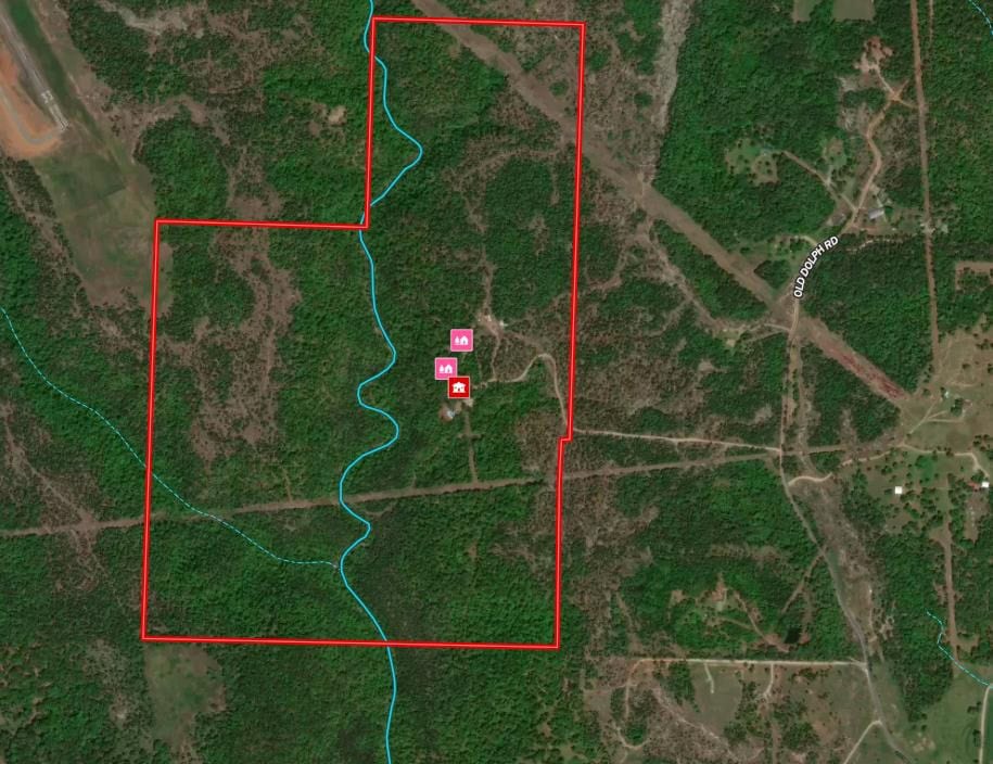 Large Acreage Property With Multiple Cabins For Sale In Ozarks