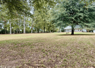 Farmhouse on Acreage with Hunting Land in Magnolia MS