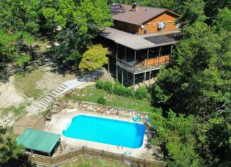 Large Acreage Property With Multiple Cabins For Sale In Ozarks