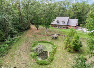 52 Ogden Road Home in Kingston Community of Natchez, MS