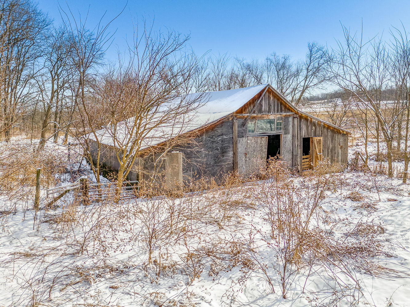 Marquette County 3-Bedroom Ranch on 45+/- Acres