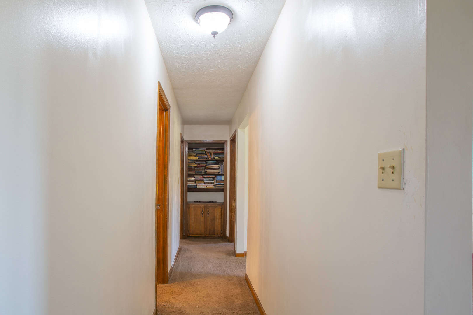 Liberty KY Country Home with Prime White-Tail Deer and Turkey Hunting Land