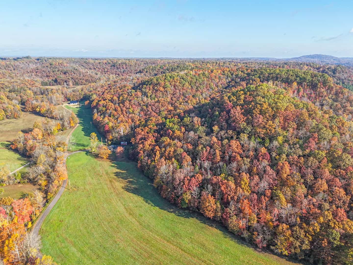 Liberty KY Country Home with Prime White-Tail Deer and Turkey Hunting Land