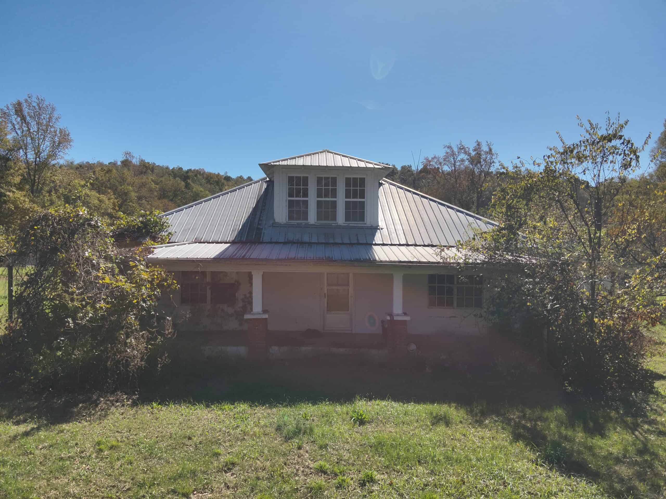 Hunting Land With Vintage Farm For Sale in Linden, Tennessee