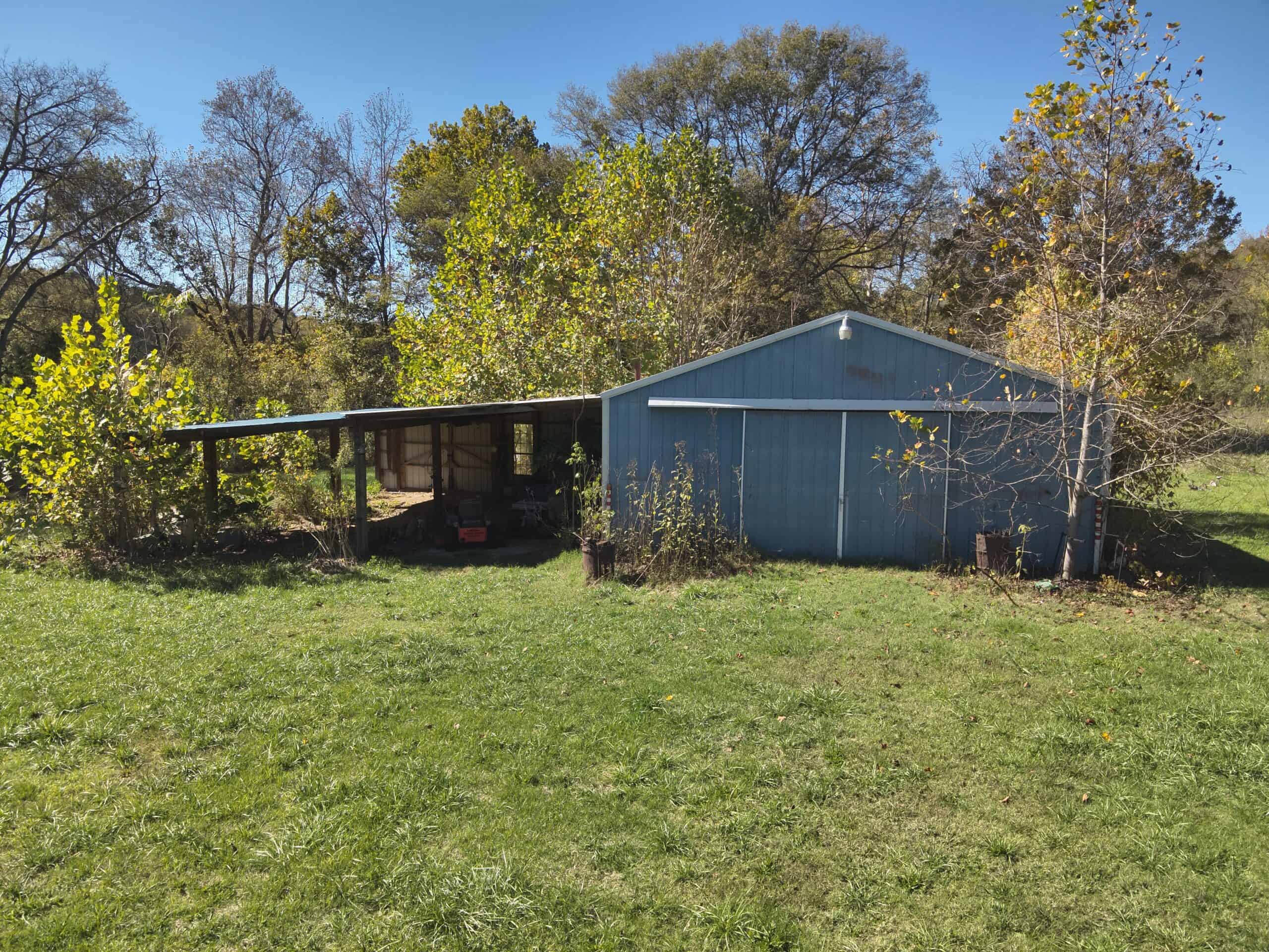 Hunting Land With Vintage Farm For Sale in Linden, Tennessee