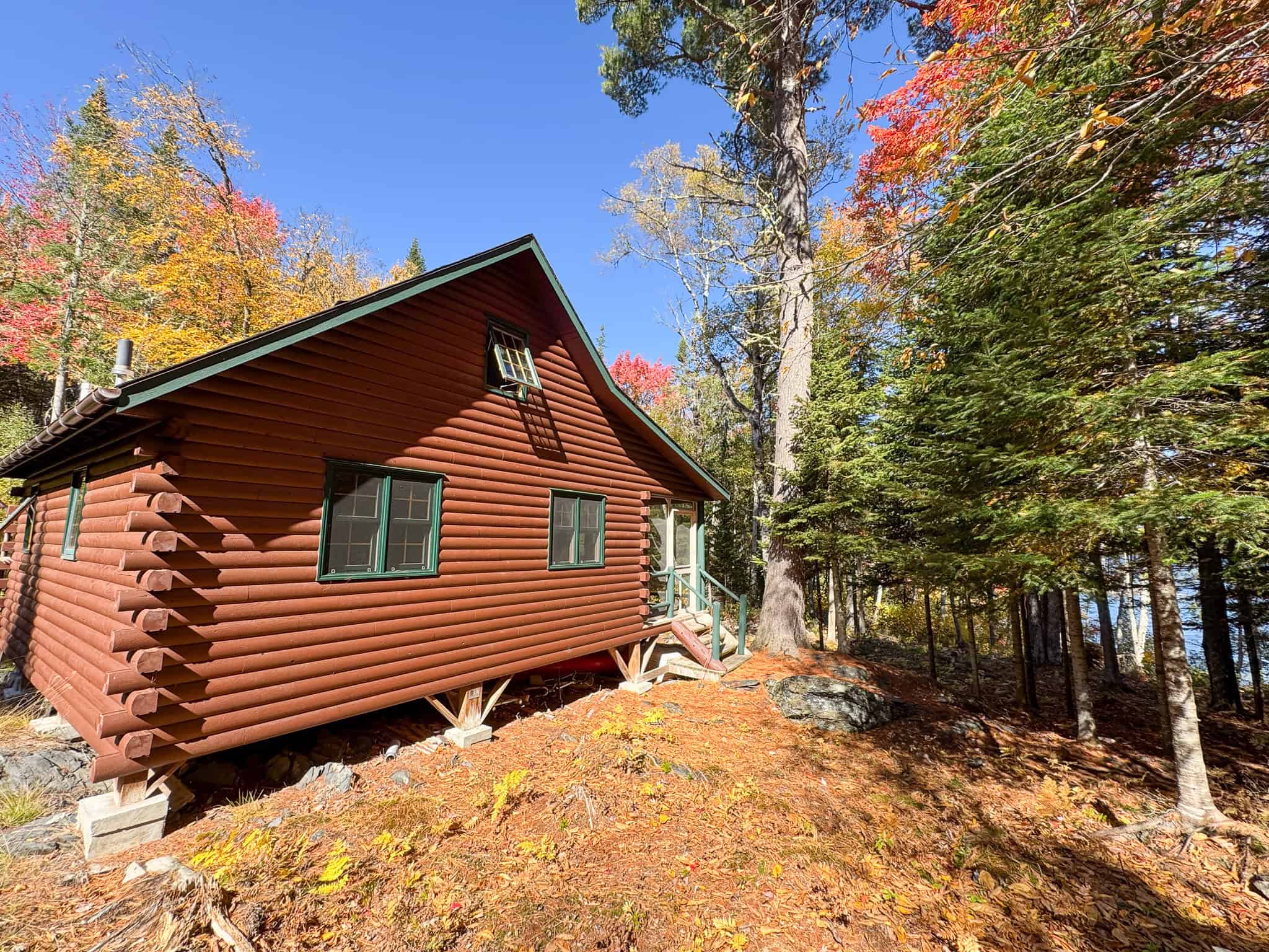 One of a Kind Off-grid Log Cabin Retreat
