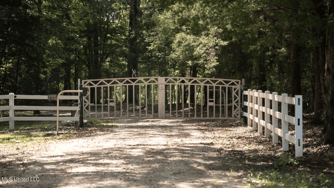 Turkey Roost Lodge in Wilkinson County, Mississippi