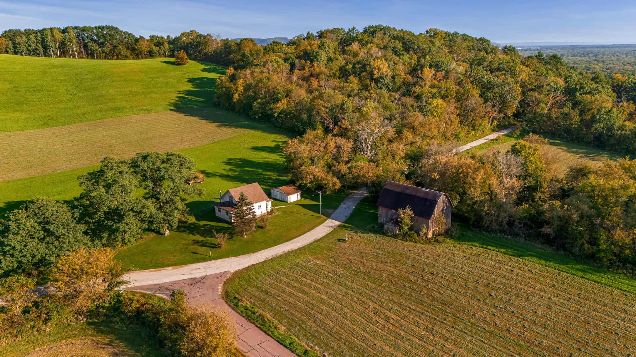 Trempealeau County Country Home & Hunting Property for Sale