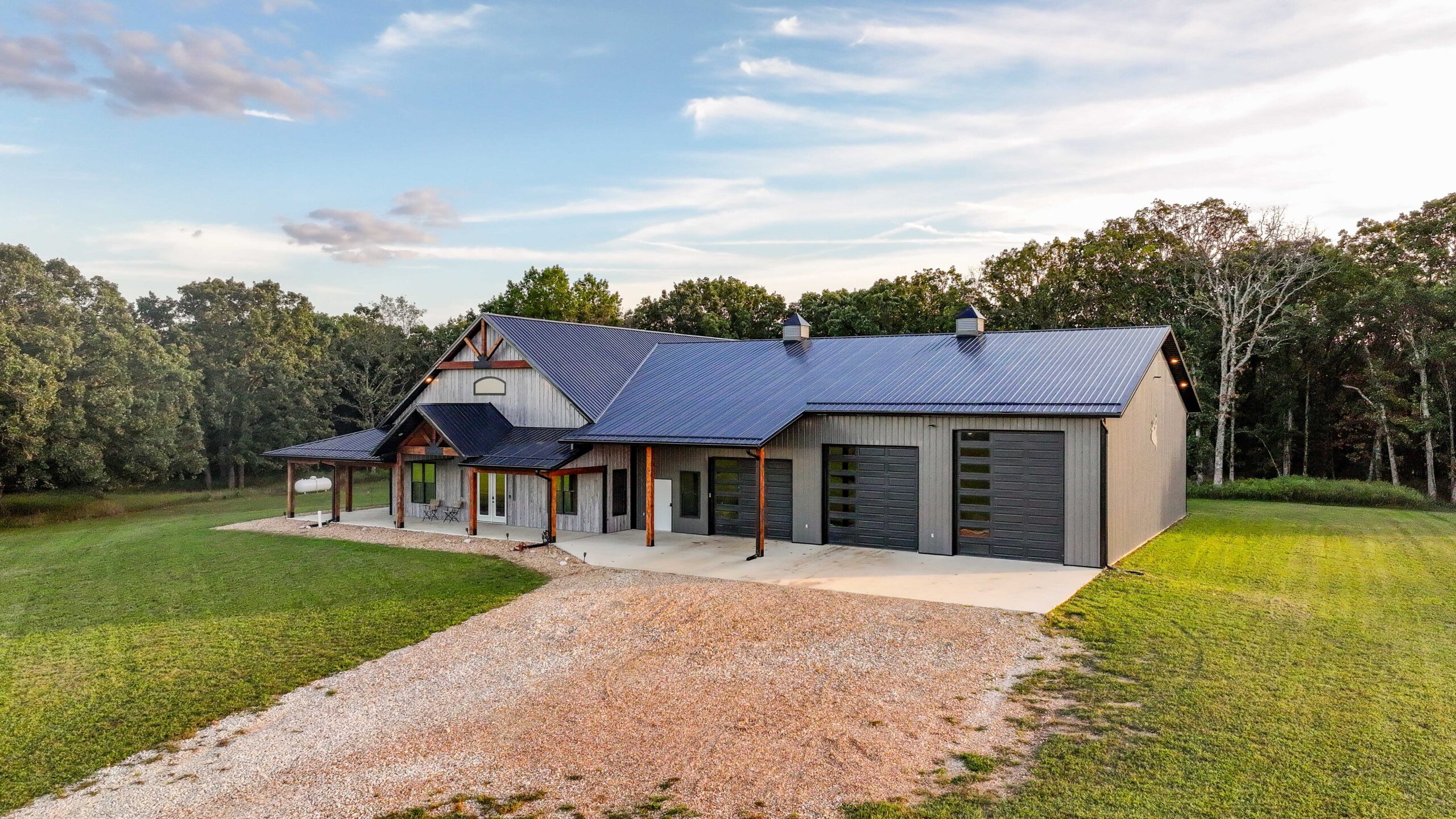 245.4 +\- acres with home in Cross Timbers MO